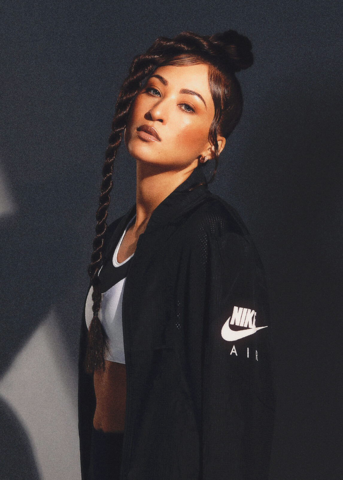 tataydoesnike0213_R_GGG